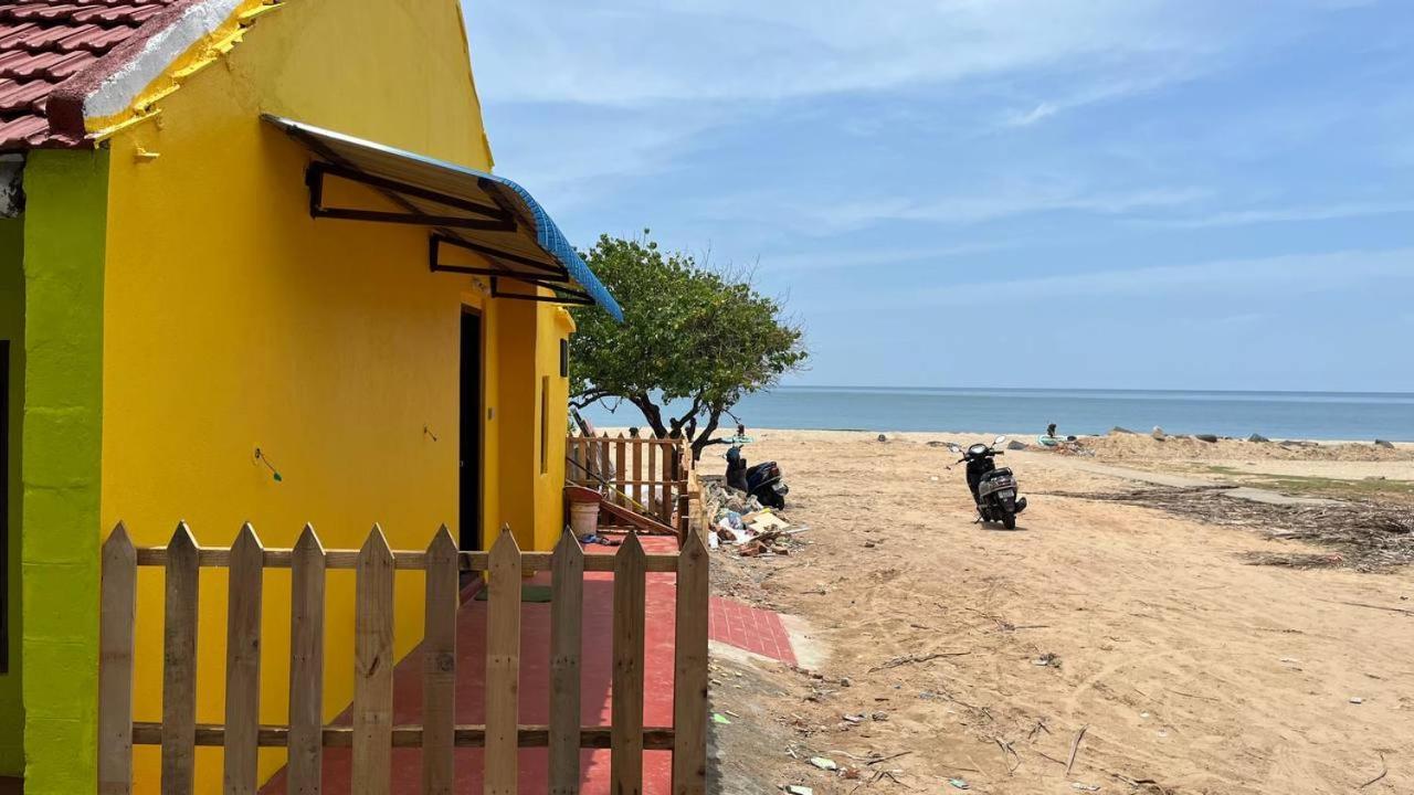 Coral Bay Beach House 1Bhk Пондичери Екстериор снимка